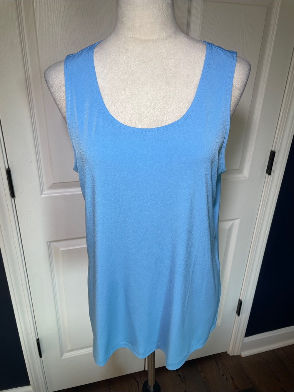 Susan Graver Light Blue Scoop Neck Stretchy Tank Top Size Medium